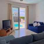 Villa 3 Bedroom Coral Bay Seaview I Private Pool *