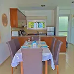 3 Bedroom Coral Bay Seaview I Private Pool Villa *