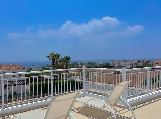 3 Bedroom Coral Bay Seaview I Private Pool Vila