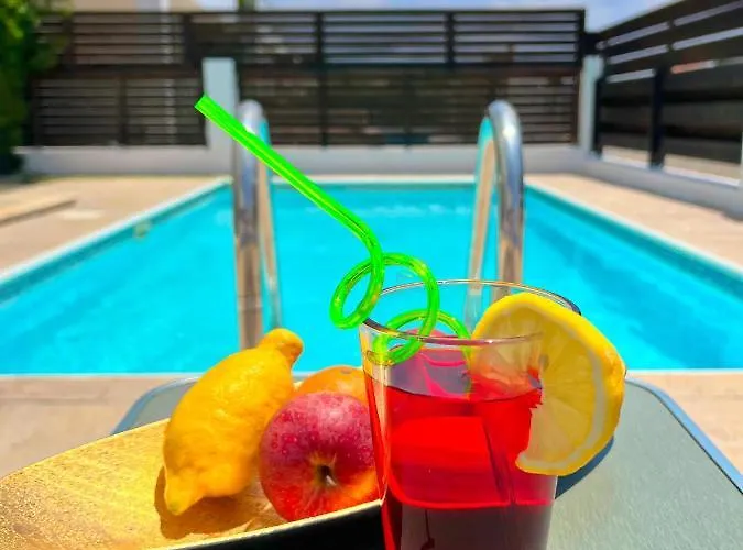 3 Bedroom Coral Bay Seaview I Private Pool * Pegeia