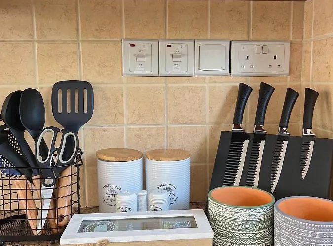 3 Bedroom Coral Bay Seaview I Private Pool Vila