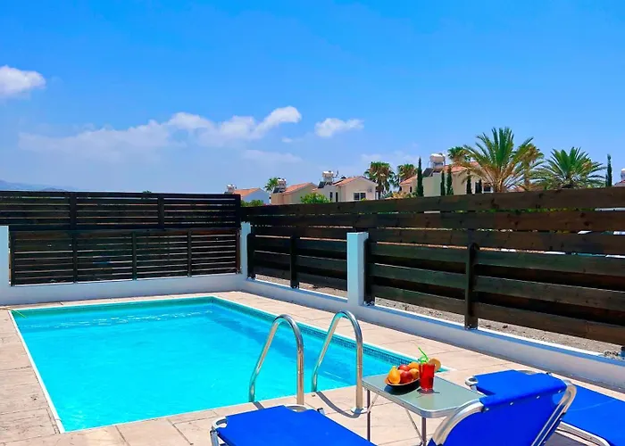 3 Bedroom Coral Bay Seaview I Private Pool