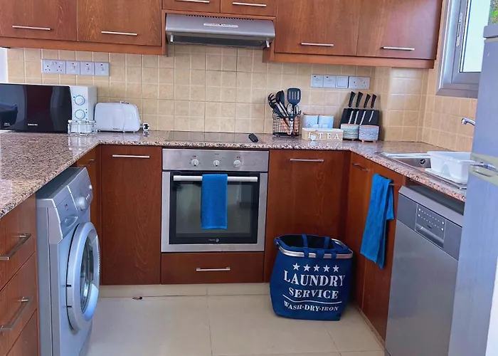 3 Bedroom Coral Bay Seaview I Private Pool Vila